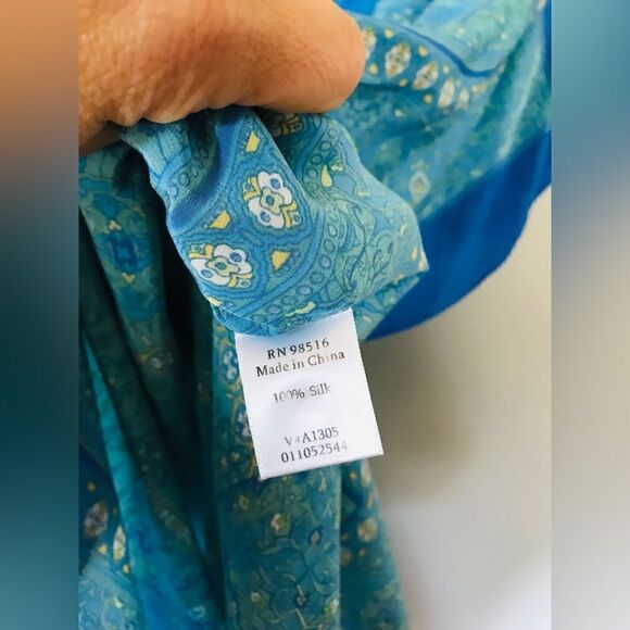 Coldwater Creek Silk bohemian Blue Printed Poncho Size large / XL - Picture 3 of 7